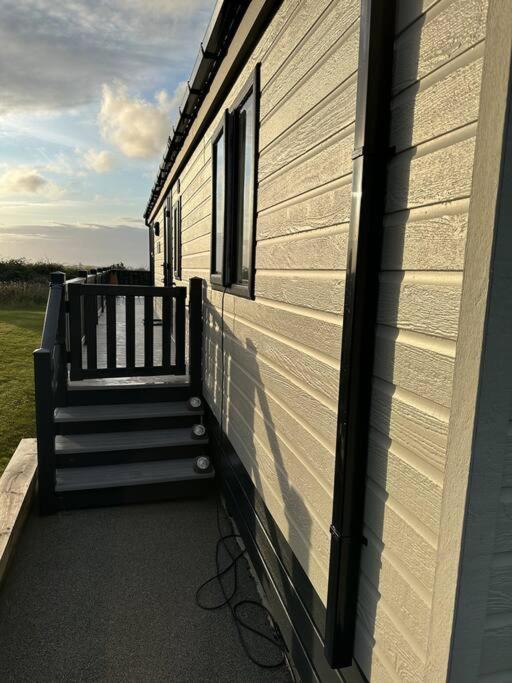 Modern Lodge With Amazing Views Ньюки Экстерьер фото